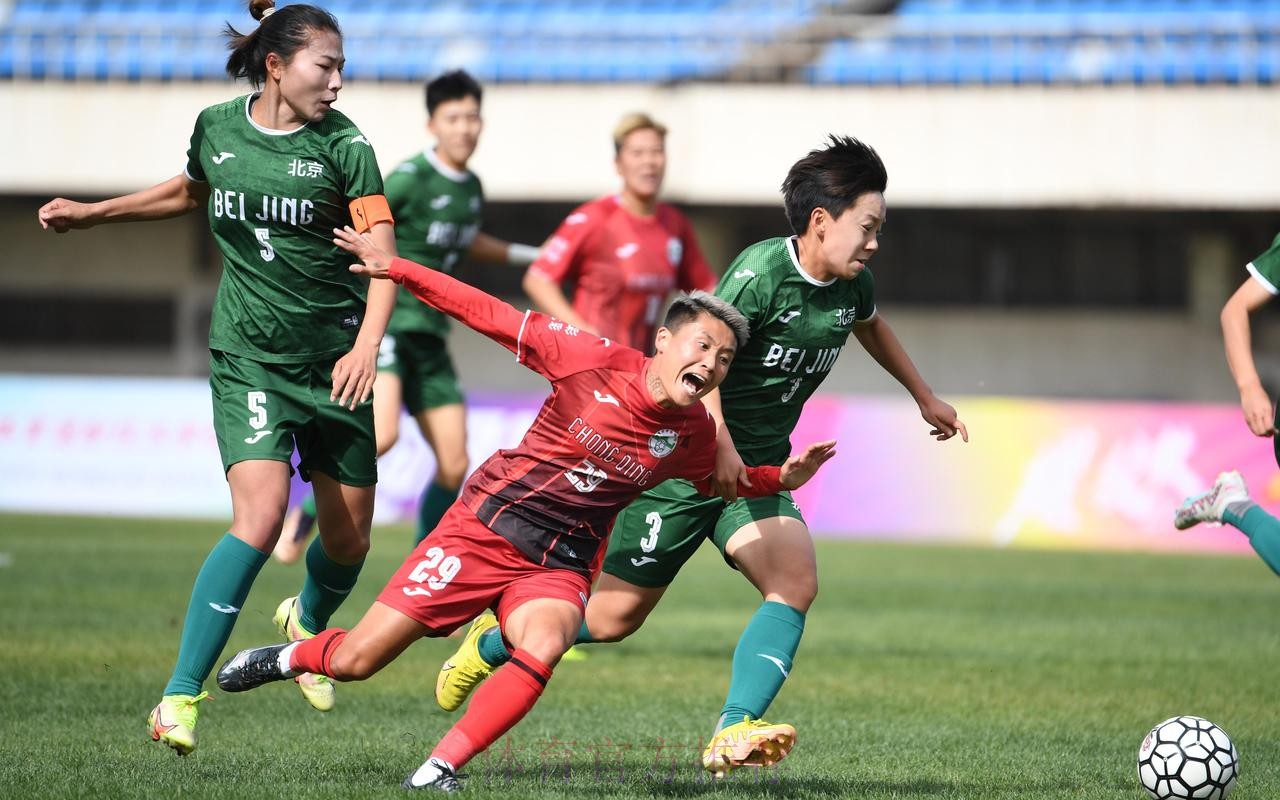 2018赛季女超联赛第十轮：一骑当先！大连权健3-1武汉江大拉开积分差距